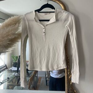 Faherty Ribbed Long Sleeve Henley Top